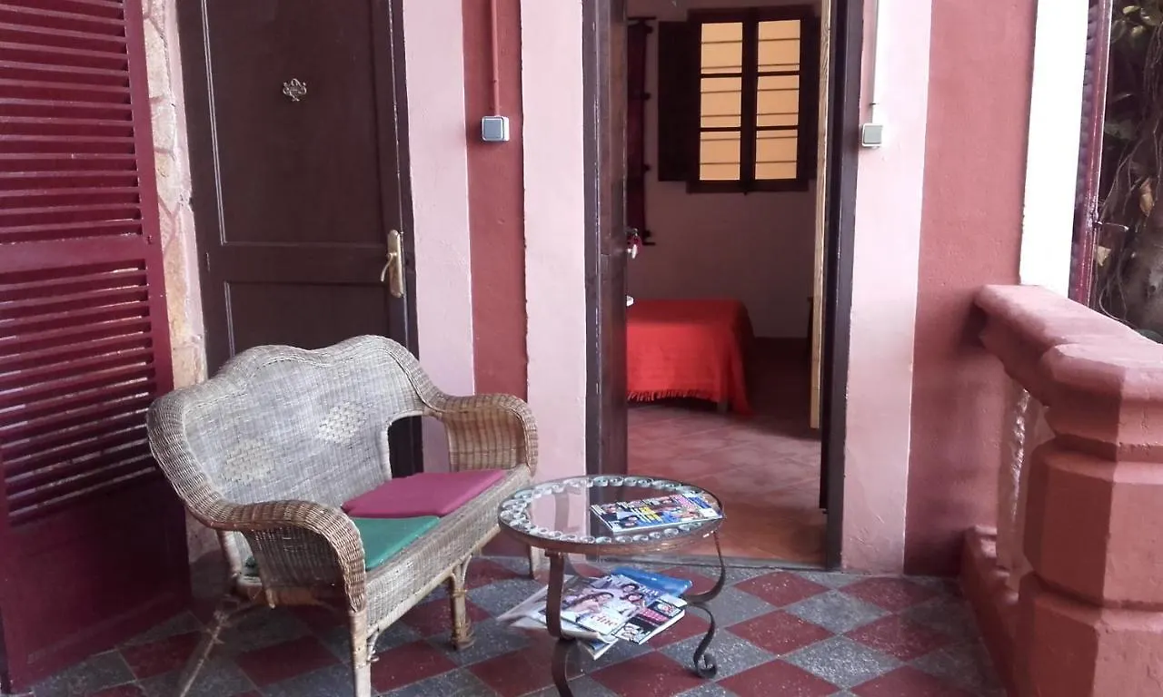 Hostal Corona Пальма-де-Майорка Отель типа 