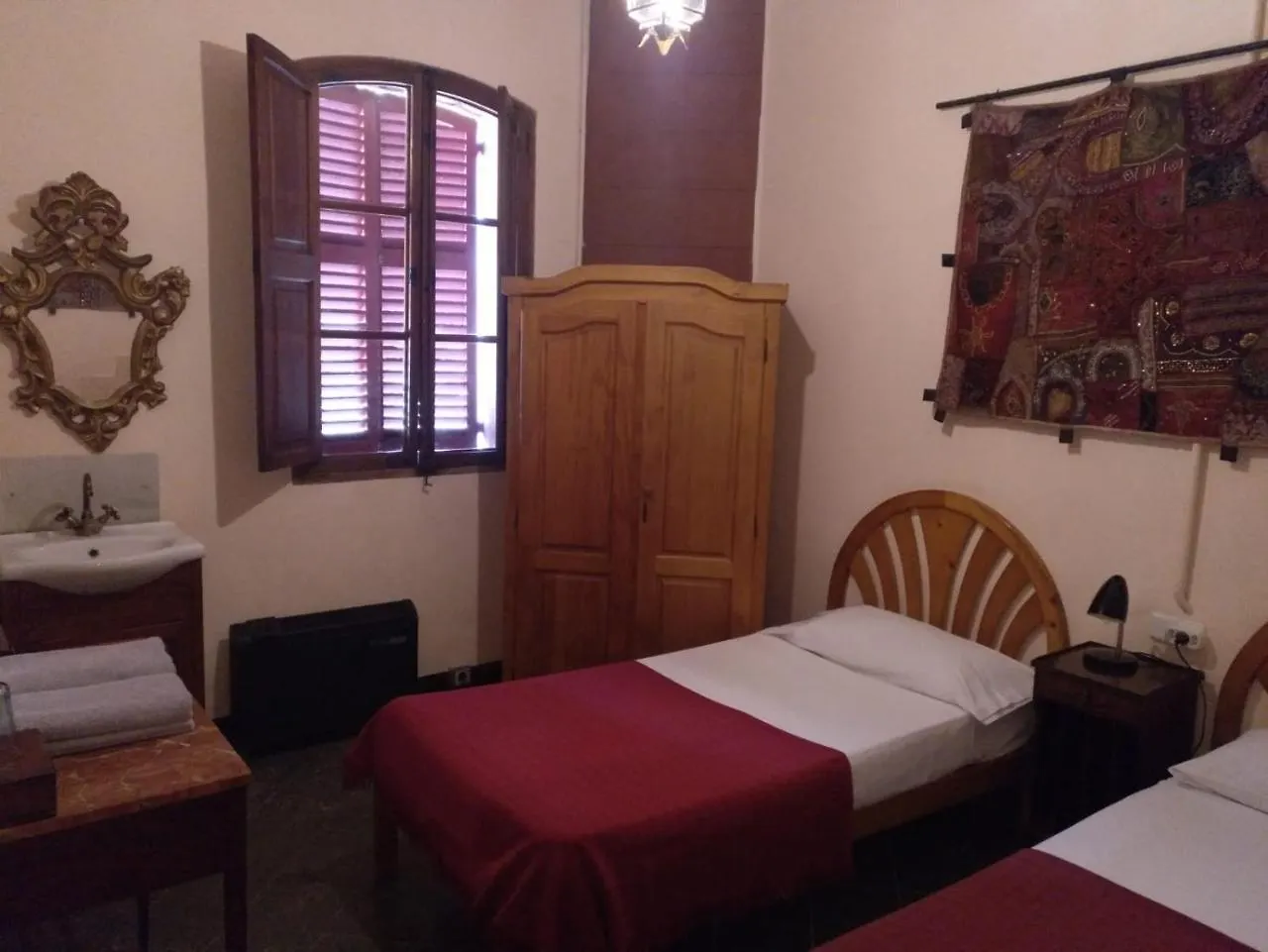 Hostal Corona Пальма-де-Майорка Испания