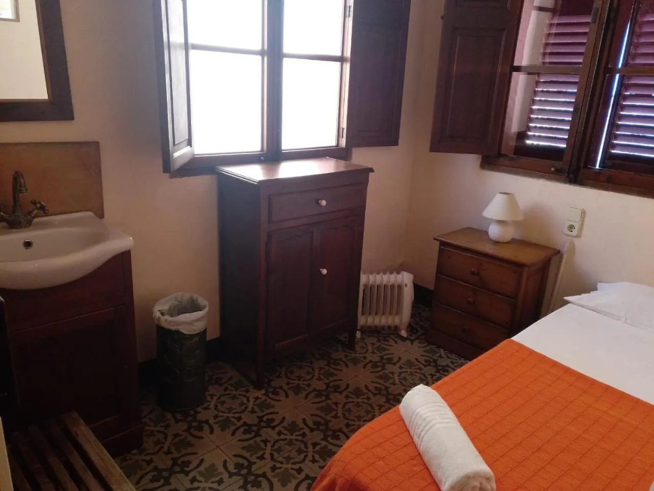 Hostal Corona Пальма-де-Майорка Испания