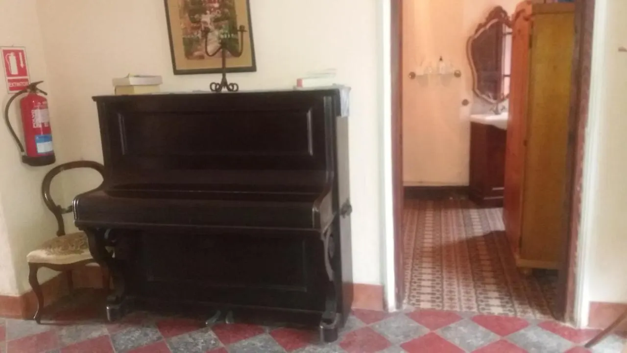 Oda ve Kahvaltı Hostal Corona Palma de Mallorca